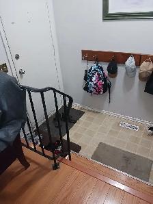 Renovated 3 bdr duplex for rent in Pineridge area, NE Calgary - Photo 8