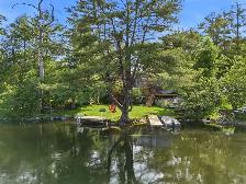 Breathtaking Waterfront Home - Photo 7