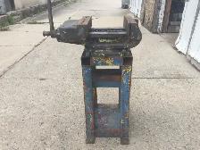 VISE - MONSTER 42 INCHES TALL TO TOP OF JAWS - Photo 2