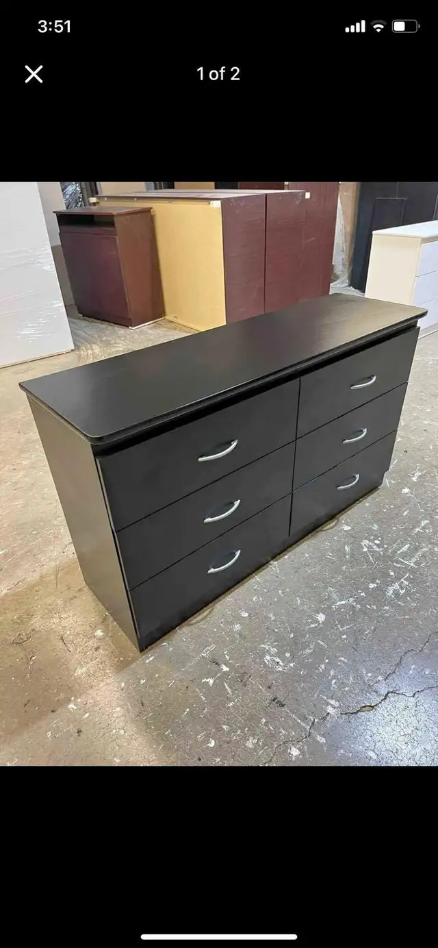 Dresser with 6 drawers