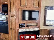 2011 JAYCO EAGLE SUPER LITE 305RLS Fifth Wheel - Photo 9