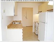 Pristinely Clean 1 Bedroom Apartment at 1600 Adelaide Street - Photo 4