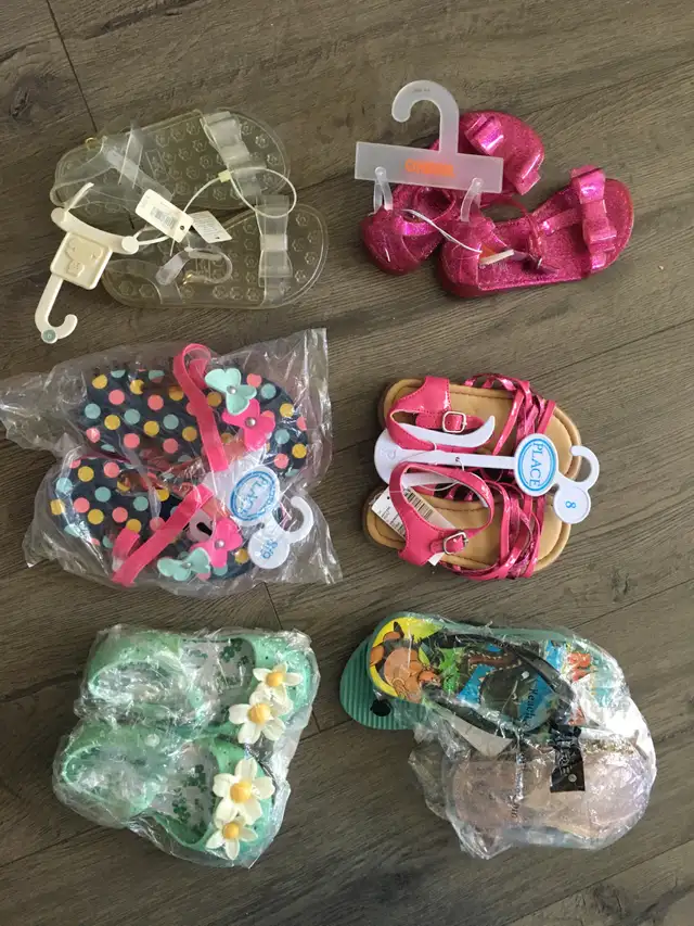 Girls sandals, brand new