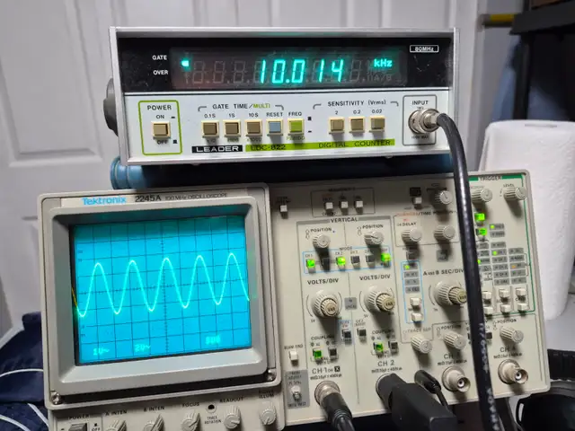 LEADER DIGITAL COUNTER