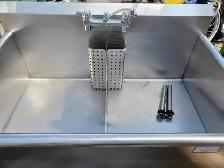 DOUBLE QUALITY STAINLESS STEEL COMMERCIAL SINK/TAPS