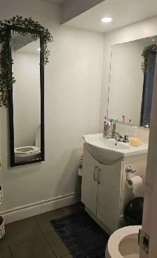 Basement apartment for rent - Scarborough - Photo 7