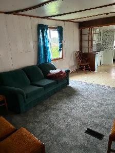 Older Mobile Home - Photo 5