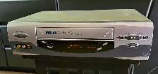 Retro Home Theatre Setup: 2 Players   715 Movies - Photo 8