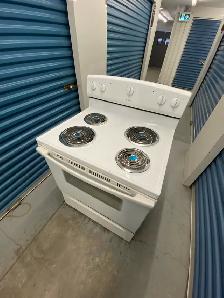 WHITE AMANA ELECTRIC COIL STOVE