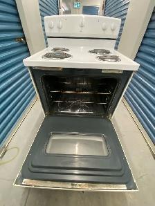 WHITE AMANA ELECTRIC COIL STOVE - Photo 6