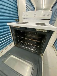 WHITE AMANA ELECTRIC COIL STOVE - Photo 7