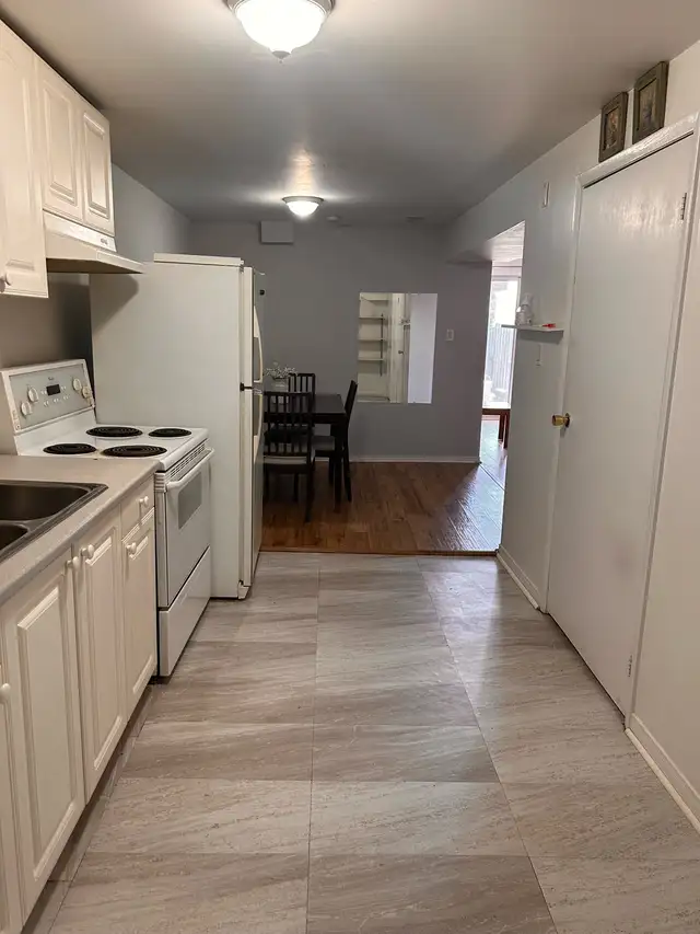 Basement bachelor in Vaughan