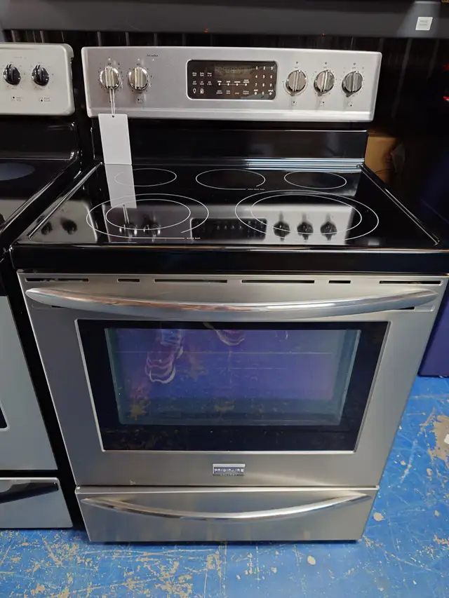 Frigidaire Gallery '30' Stainless Steel Electric Range on Sale‼️