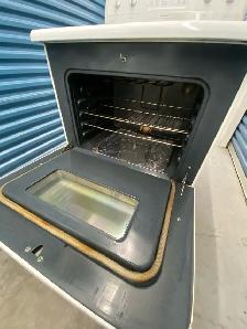 KENMORE ELECTRIC GLASS STOVE - Photo 9