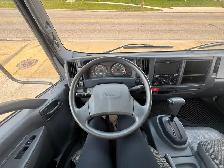 2021 Isuzu NPR HD - Photo 8