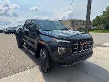 2025 GMC Canyon AT4 - Photo 3