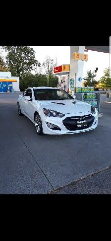 Hyundai Genesis Coupe 2dr 3.8 GT