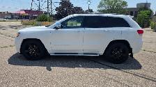 2014 Jeep Grand Cherokee Overland HEMI- CERTIFIED - Photo 4