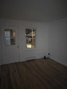 beau grand grand 4 1/2 rue Vitré Limoilou, petit chien accepté - Photo 10