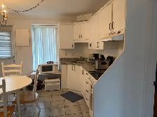 Beau grand 3 1/2, rue de la Reine St-Roch, Libre MEUBLÉ PROMO - Photo 15