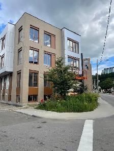 superbe loft 1 1/2, tout-inclus, semi-meublé, juillet PROMO - Photo 9