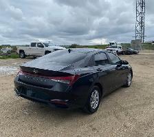 2021 Hyundai Elantra Essential - Photo 5