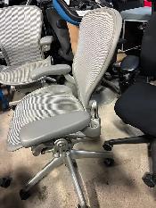 Herman Miller Aeron Chair with PostureFit Support Full Loaded! - Photo 3