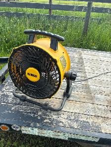 DeWalt 16" ventilation fans