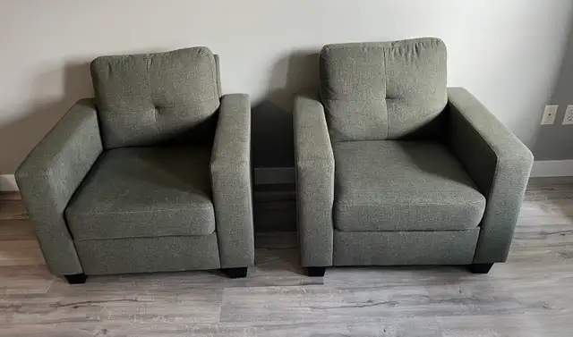 Accent Chairs