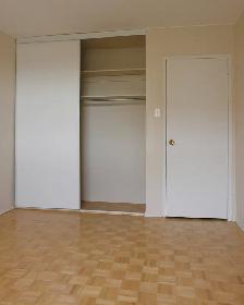 Student Room for Rent In Waterloo near Universities and College - Photo 2