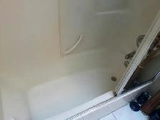 Rutland ubco July 1 room for rent  $800 EVERYTHING INCLUDED !! - Photo 7