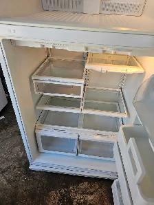 Frigidaire fridge 33 ' - Photo 3