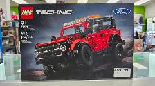 LEGO Technic Ford Bronco SUV 42213 - BRAND NEW