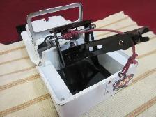 VINTAGE TONKA JEEP WRECKER TOY - Photo 2