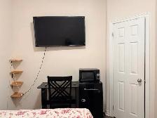 FURNISHED ROOM FOR GIRLS- IMMEDIATE MOVE IN