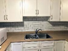 Room for Rent near Western - Regent St - 8 month lease! - Photo 8