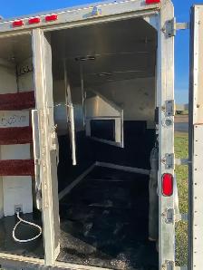 1991 Featherlite Living Quarters - Photo 4