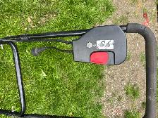 Tondeuse électrique jobmate 18 pouces 60$ - Photo 3