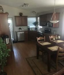 Beautiful bungalow in Riverstone - Photo 3