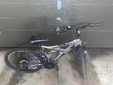 Avigo Red Ridge Mountain Bike – Front Suspension – Ready to Ride - Photo 2