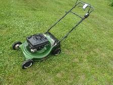 Tondeuse a gazon TECUMSEH autopropulser 21'' 6 hp de coupe