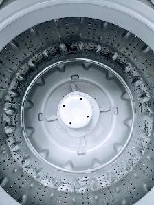 Insignia Washer - 3 Years Old - Photo 9