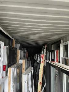 LIQUIDATION DE SURPLUS D'INVENTAIRE DE PORTES ET FENETRES - Photo 2