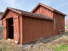 Board and Batten 4 Sided Pine Boards ,  Animal Building - Photo 3