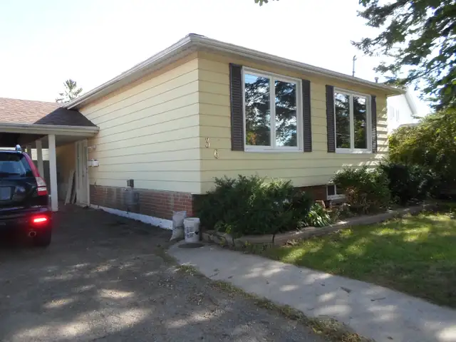 2 Bedroom Bungalow For Rent in Georgetown All Utilities Included