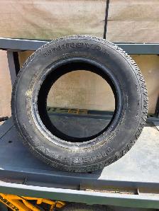 Uniroyal Tiger Paw P195/65R15 M&S Single Tire W Like New Thread - Photo 2