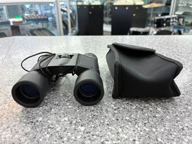 Bushnell 10x25 Folding Binoculars