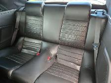2008 Ford Mustang GT / 5 SPEED MANUAL / V8 CONVERTIBLE - Photo 20