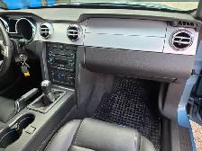2008 Ford Mustang GT / 5 SPEED MANUAL / V8 CONVERTIBLE - Photo 21