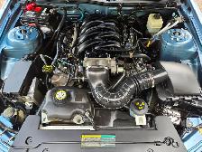 2008 Ford Mustang GT / 5 SPEED MANUAL / V8 CONVERTIBLE - Photo 23